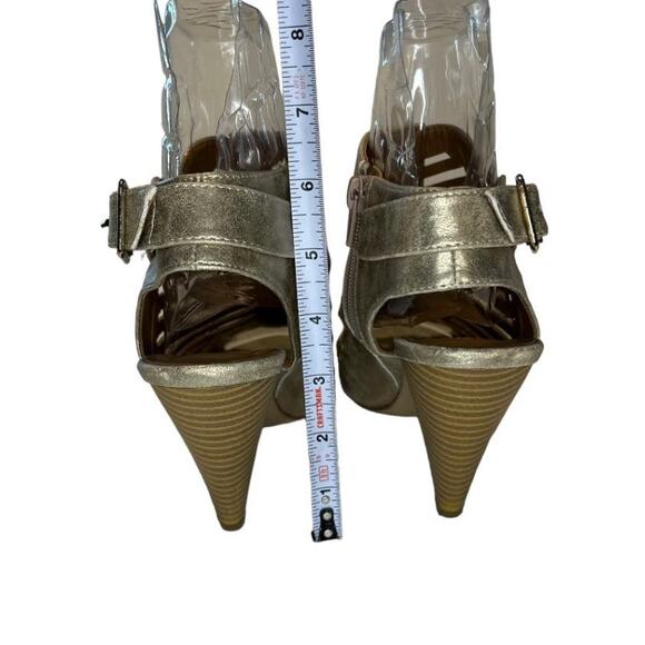 Heart in D Women's Metallic Gold Cage Heel Sandals Size 10 Sling Back Open Toe - Picture 6 of 14